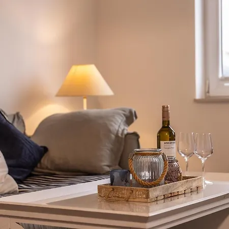 50111 Fishermans Loft *