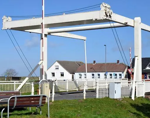 50111 Fishermans Loft *